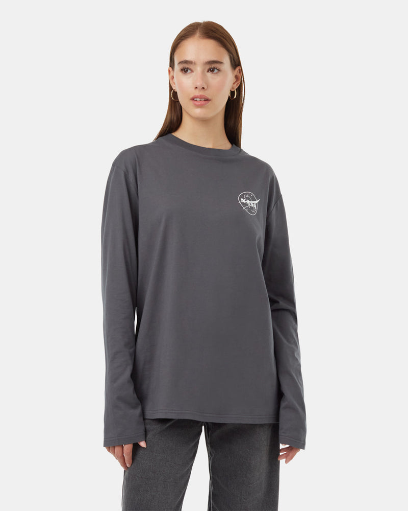 Black-Crew-Neck-Graphic-Longsleeve-T-Shirt-Ungendered