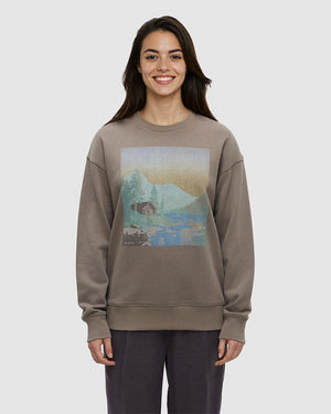 Brown-Relaxed-Graphic-Crew-Neck-Sweatshirt *Model is 5'9", wearing size S

