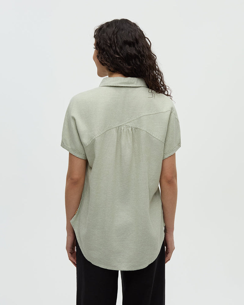 Green-Relaxed-Breathable-Button-Up-Shirt