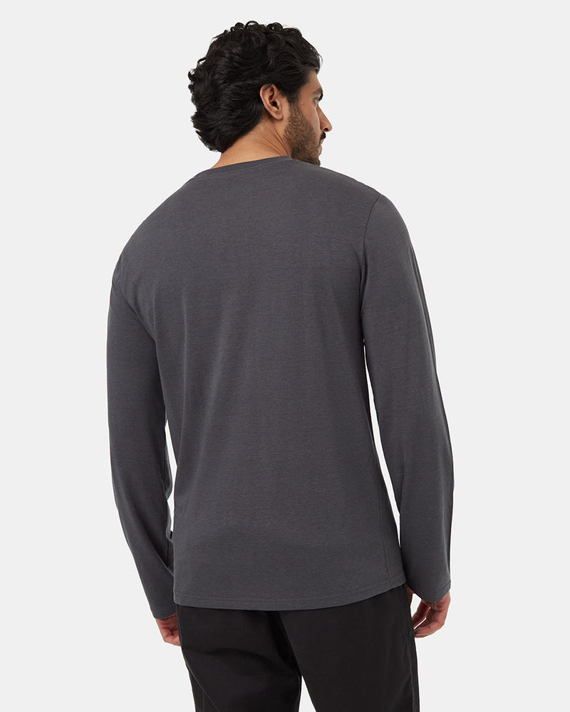 Grey-Crew-Neck-Graphic-Longsleeve-Top