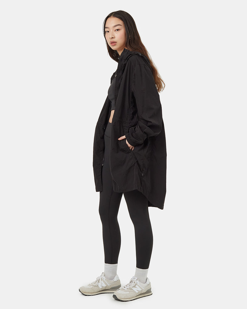 Black-Sustainable-Hooded-Jacket