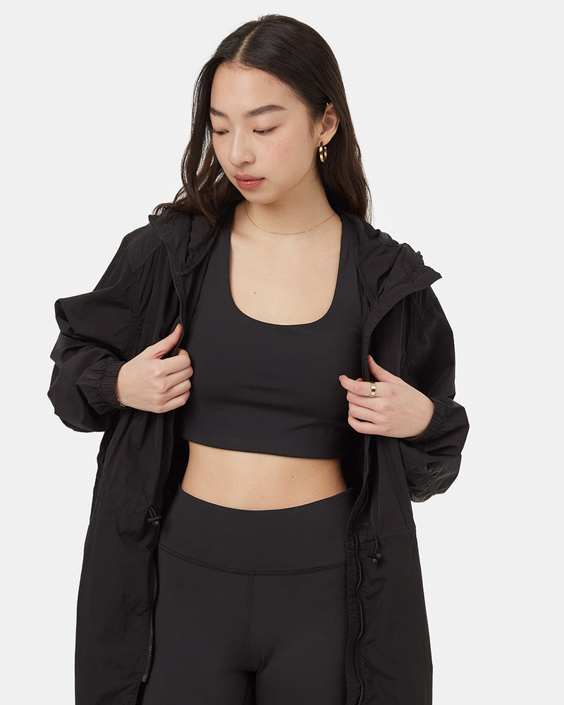 Black-Sustainable-Hooded-Jacket