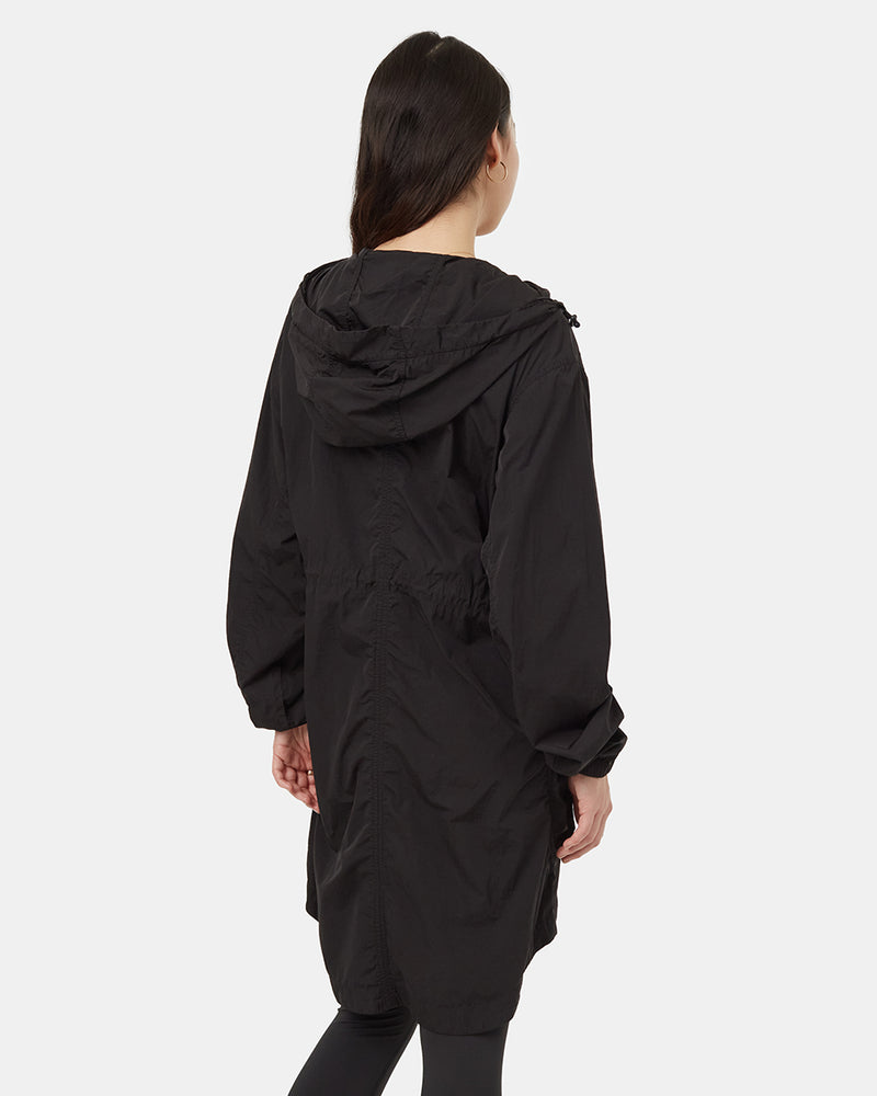 Black-Sustainable-Hooded-Jacket