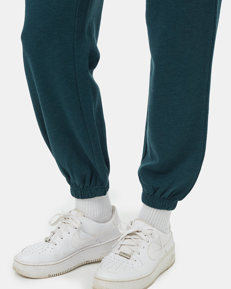 womens relaxed fit joggers